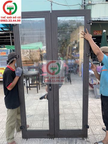 BỘ CỬA KÍNH THANH LÝ