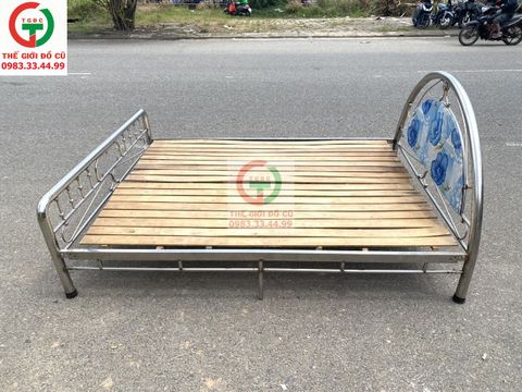 GIƯỜNG INOX VẠT GỖ 1.6M