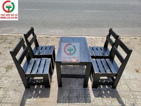 BÀN VÀ GHẾ CAFE GỖ CÓC