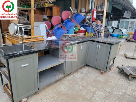 QUẦY PHA CHẾ GÓC L MẶT ĐÁ KHUNG SẮT ỐP GỖ TỰ NHIÊN