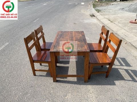 BÀN GHẾ GỖ