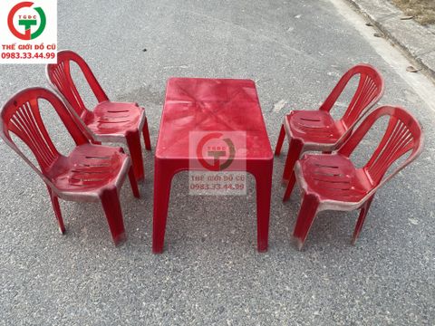 BÀN GHẾ NHỰA THANH LÝ