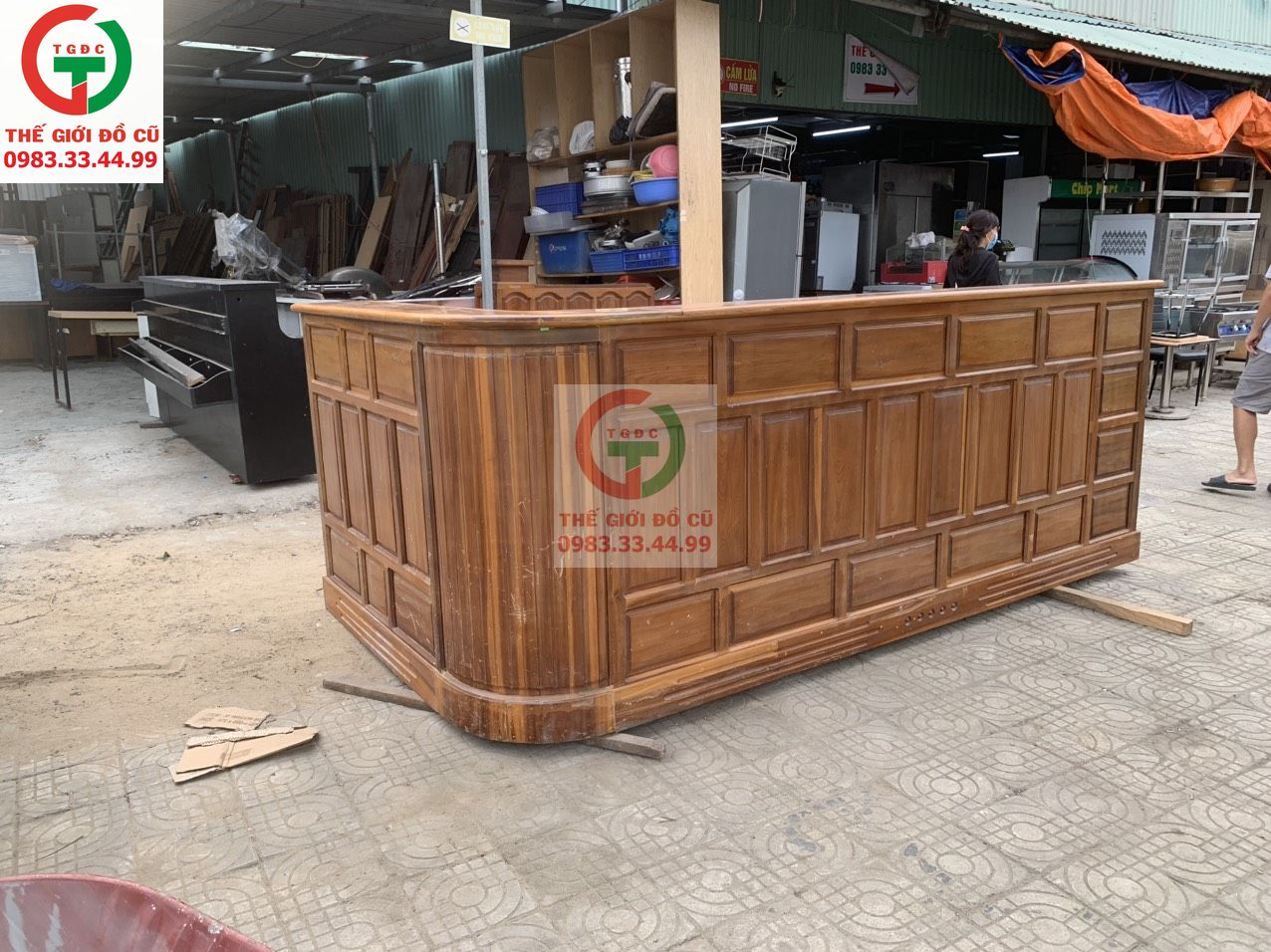 QUẦY BAR - QUẦY LỄ TÂN - THU NGÂN GÓC L GỖ DỖI HƯƠNG