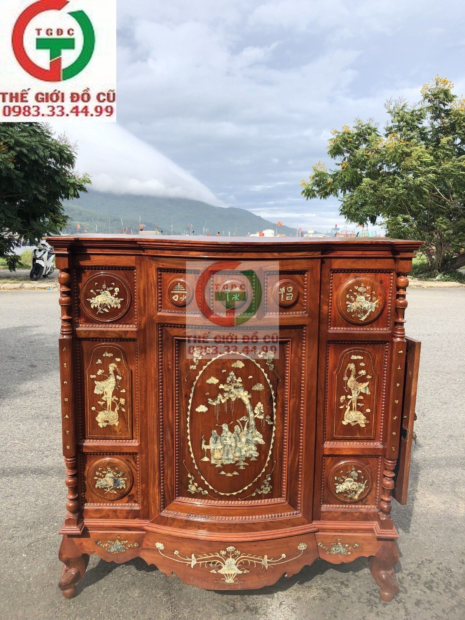 TỦ THỜ GỖ HƯƠNG