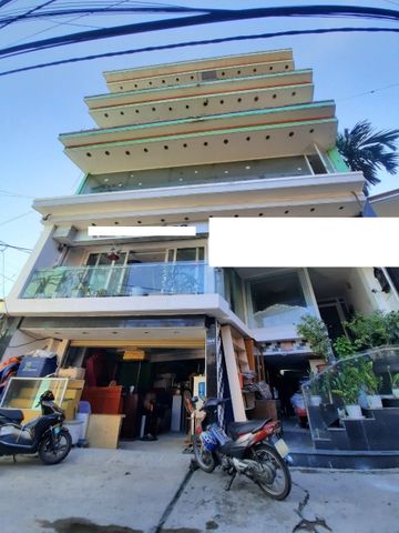 Bán nhà đường Hải Phòng 800m2 giá 13 tỷ.