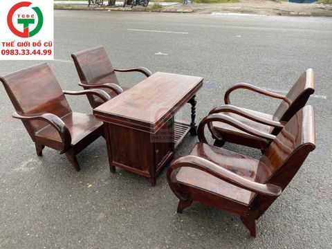 Salon thùng cổ xưa