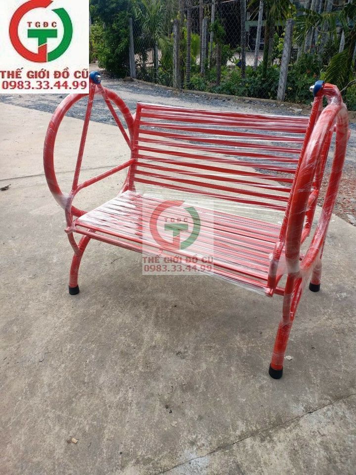 XÍCH ĐU SẮT SÂN VƯỜN