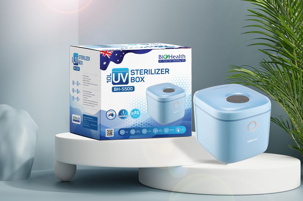 Máy tiệt trùng UV cửa trên 10L BioHealth BH5500, chứa được 11 bình sữa