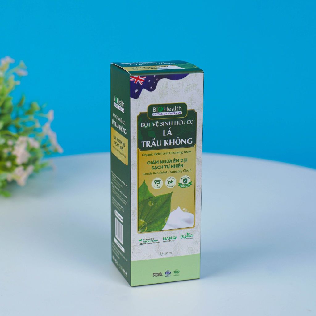 Bọt Vệ Sinh Hữu Cơ Lá Trầu Không BioHealth 100ml