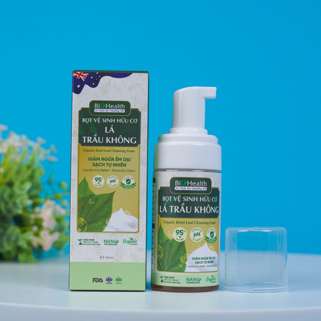 Bọt Vệ Sinh Hữu Cơ Lá Trầu Không BioHealth 100ml