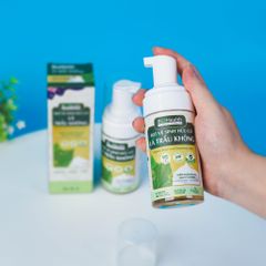 Bọt Vệ Sinh Hữu Cơ Lá Trầu Không BioHealth 100ml