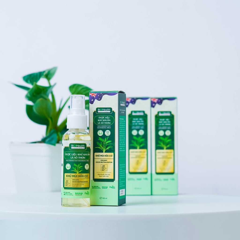 Dung Dịch Khử Khuẩn Lá Xô Thơm Khử Mùi Hữu Cơ BioHealth 100ml