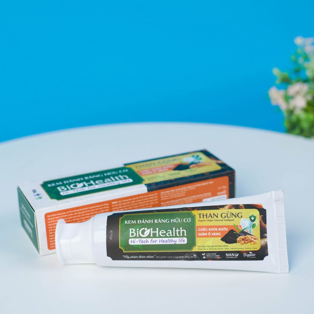 Kem Đánh Răng Hữu Cơ Than Gừng BioHealth, Chắc Khỏe Nướu Giảm Ố Vàng 70g