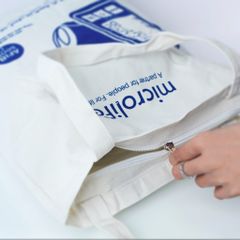 (Gift) 01 túi canvas Microlife cao cấp, có khóa kéo