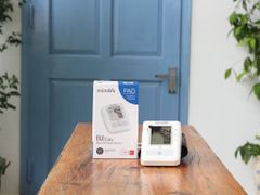 Máy Đo Huyết Áp Bắp Tay Microlife  B2 Easy