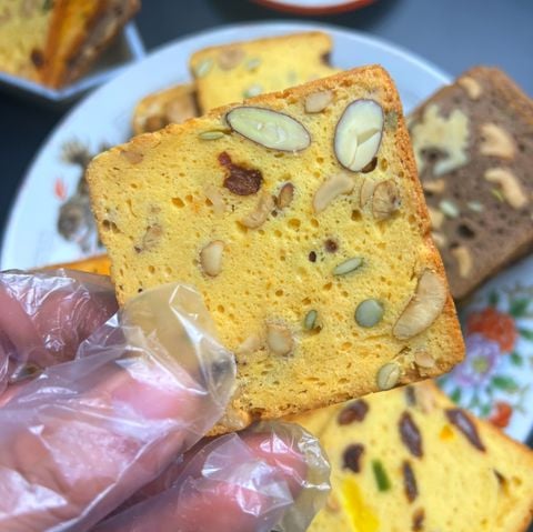  Bánh ăn kiêng Biscoti hộp 5 vị Mộc Việt 