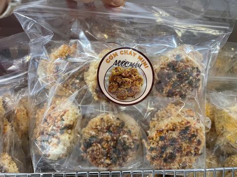  Cơm cháy mini nước mắm 