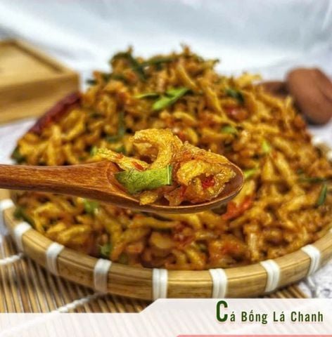  Cá bống tỏi ớt lá chanh. 