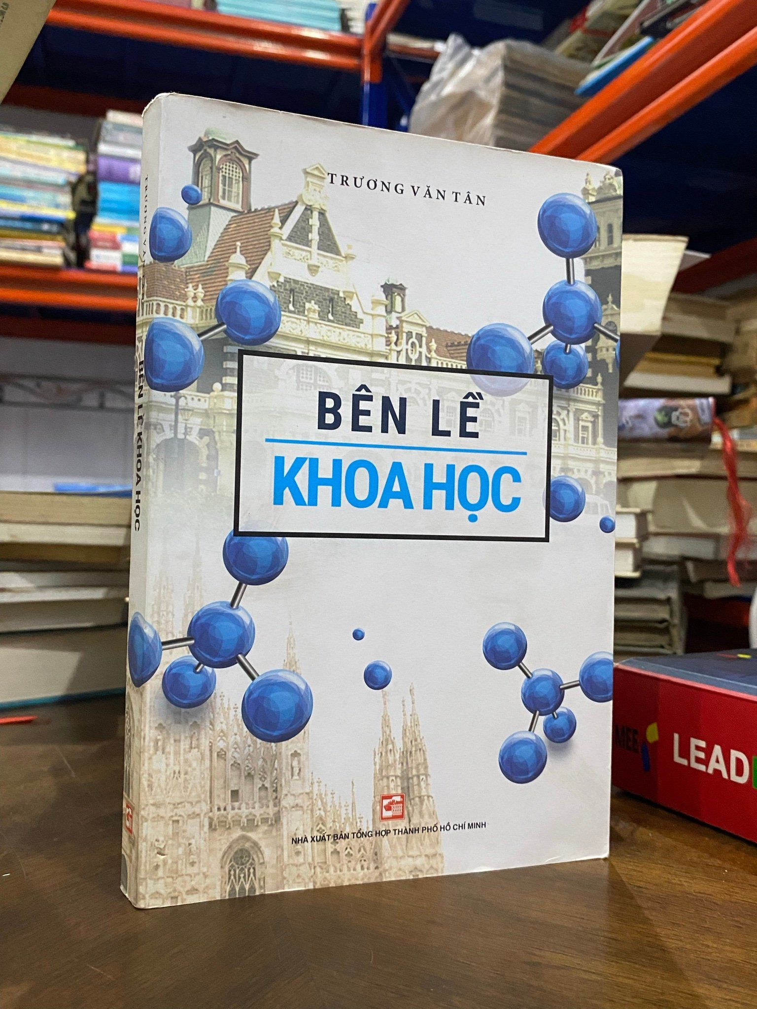  Bên lề khoa học - Trương Văn Tân 