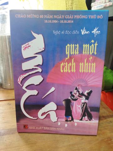Múa Qua một Cách Nhìn