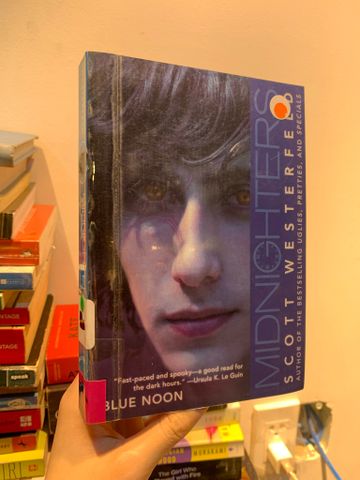  MIGHTERS - Scott Westerfeld 