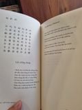  Spring Essence : The Poetry of Hồ Xuân Hương -translated by John Balaban 
