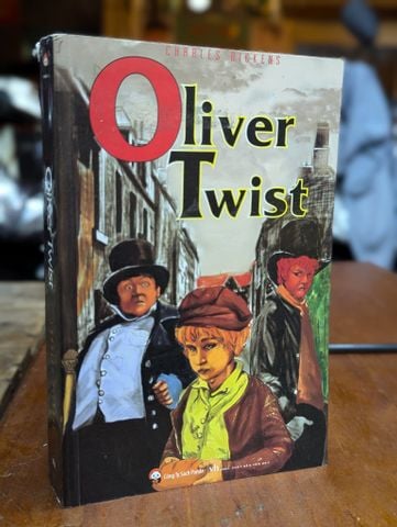  Oliver Twist - Charles Dickens 