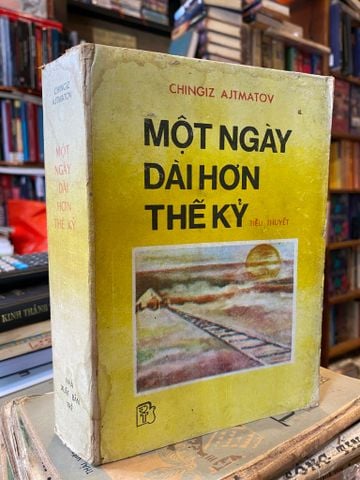 Một ngày dài hơn thế kỷ - Lê Khánh Trường , Nguyễn Đức Dương dịch