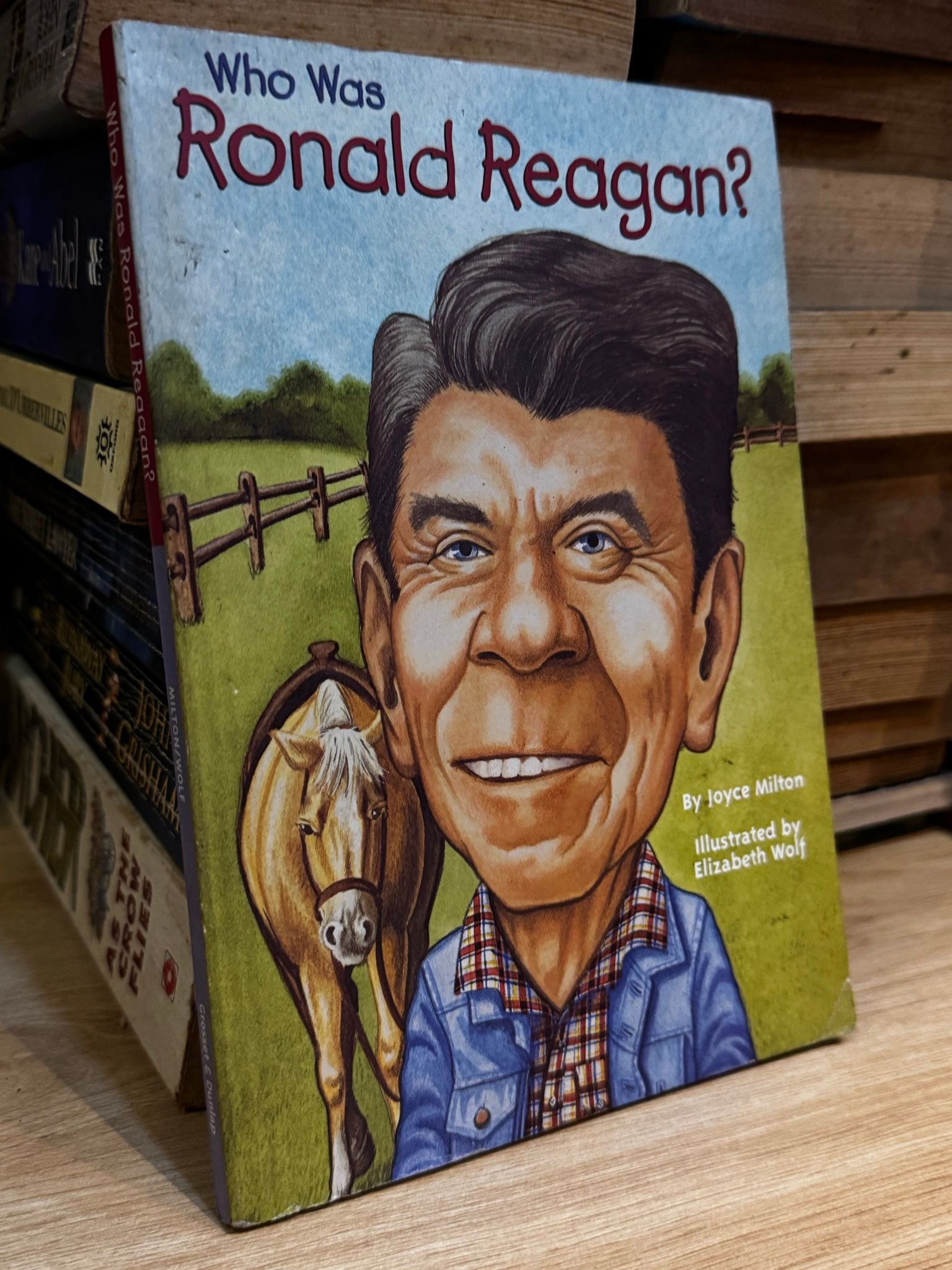  Who was Ronald Reagan - Joyce Milton 