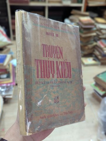  TRUYỆN THUÝ KIỀU - BÙI KỶ VÀ TRẦN TRỌNG KIM HIỆU KHẢO 