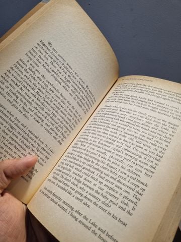  AN AMERICAN CHILDHOOD - Annie Dillard 