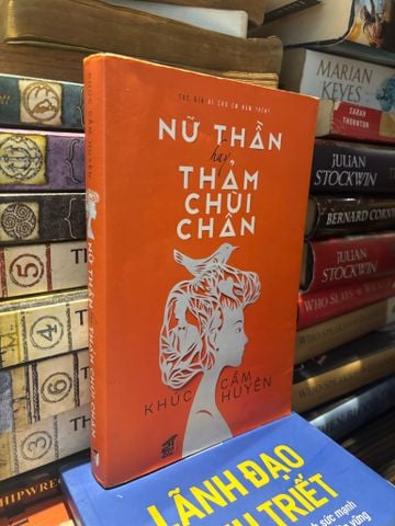 Nữ Thần Hay Thảm Chùi Chân - Khúc Cẩm Huyên