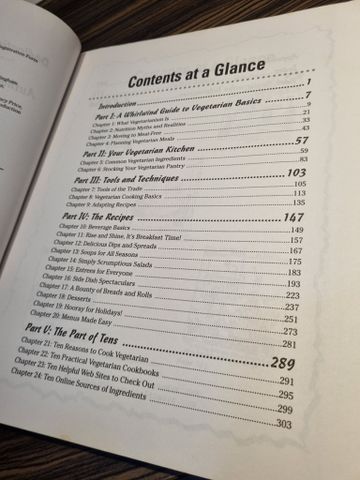  VEGETATIAN COOKING FOR DUMMIES - Suzanne Havala, M.S., R.D. 