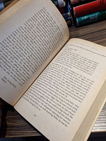  THE CAPTAIN'S BRIDE - Lisa Tawn Bergren 