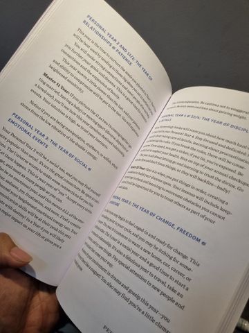  A BEGINNER'S GUIDE TO NUMEROLOGY - Joy Woodward 