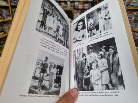 The Diary of a Young Girl - Anne Frank (Definitive Edition)