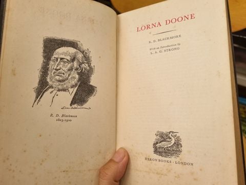  LITERARY HERITAGE COLLECTION : LORNA DOONE (R.D. BLACKMORE) 