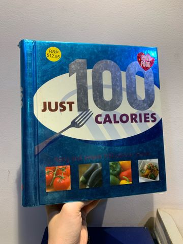  JUST 100 CALORIES: TASTY AND SIMPLE 100-CALORIE RECIPES 