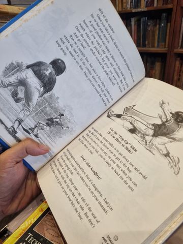  BASEBALL TIPS : Learn To Hit-Bunt-Run The Bases-Steal Throw-Field-Catch-Pitch and More - Dean Hughes, Tom Hughes 