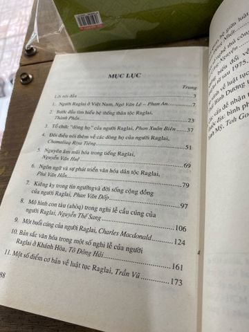  Những vấn đề văn hóa và ngôn ngữ Raglai 