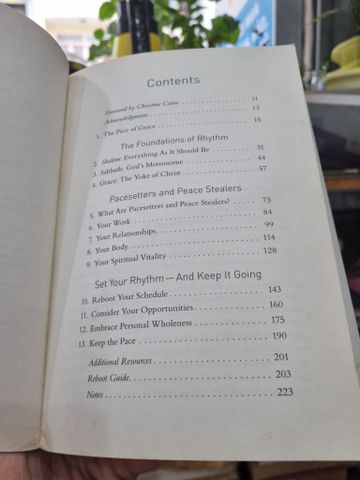  RHYTHMS OF GRACE : DISCOVERING GOD'S TEMPO FOR YOUR LIFE - Kerri Weems 