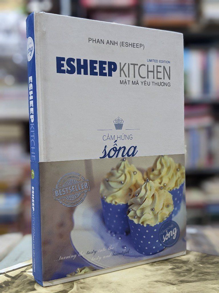 Esheep Kitchen: Mật mã yêu thương - Phan Anh (Sheep) – Momo Bookstore