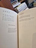  Spring Essence : The Poetry of Hồ Xuân Hương -translated by John Balaban 
