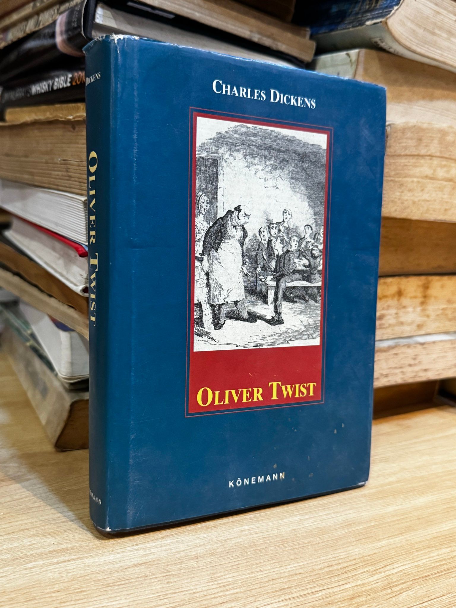  Oliver Twist - Charles Dickens 