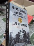  Súng, Vi Trùng và Thép - Jared Diamond 