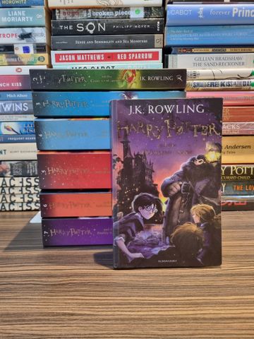  HARRY POTTER : Full Set 7 Books - J.K. Rowling (Bloombury Publishing) 