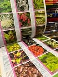  The Source Book : Plant, materials, products & ideas for today's outdoor spaces & where to get them - Jamie Durie 