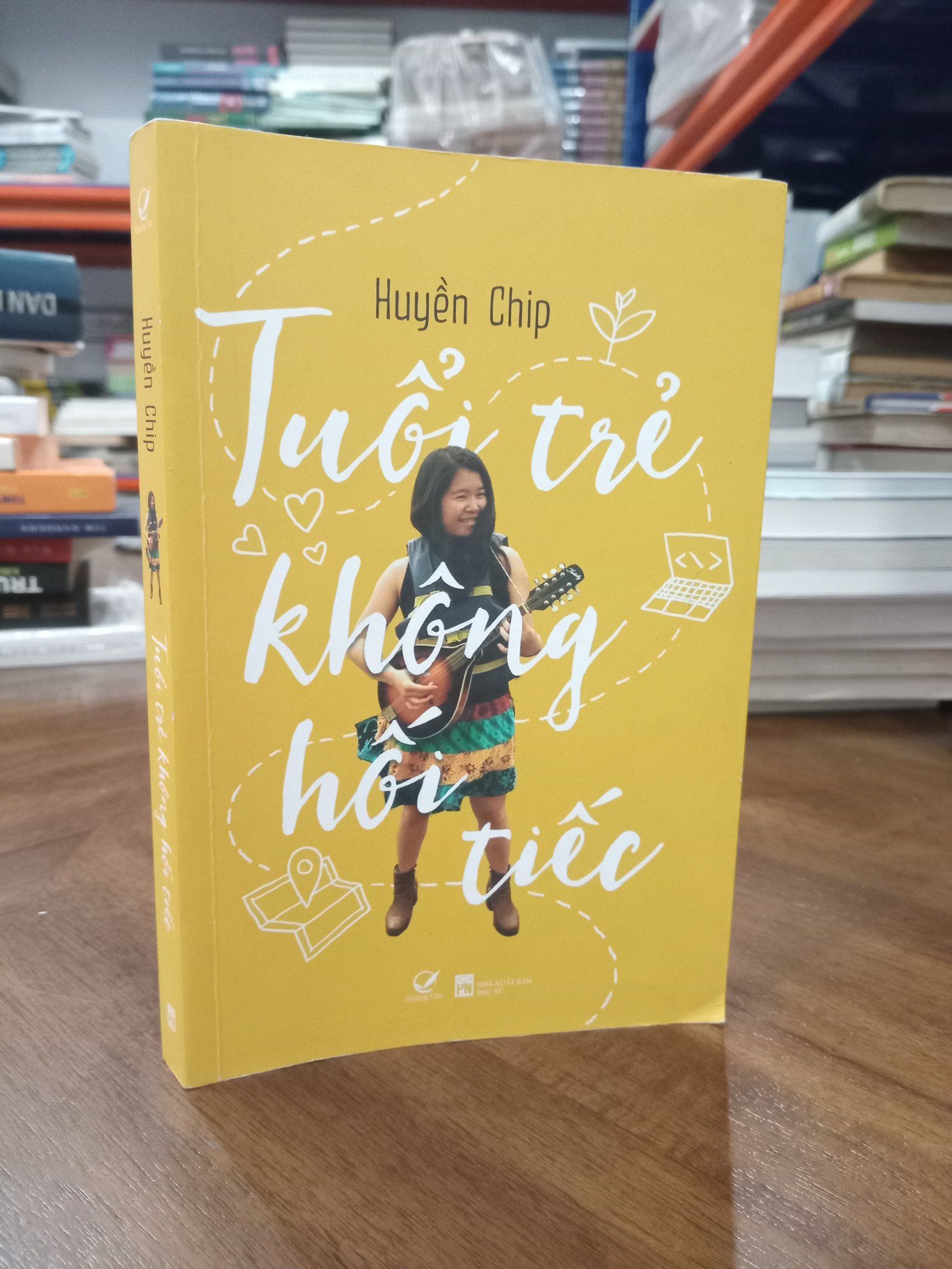  Tuổi trẻ không hối tiếc - Huyền Chip 