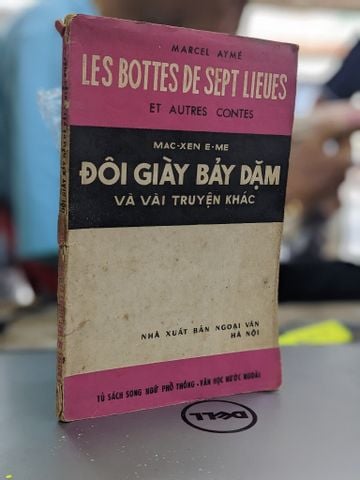  Đôi giày bảy dặm và vài truyện khác - Marcel Aymé 