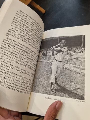  A DAY IN THE BLEACHERS : The 50th Anniversary of The Catch - Roger Kahn 